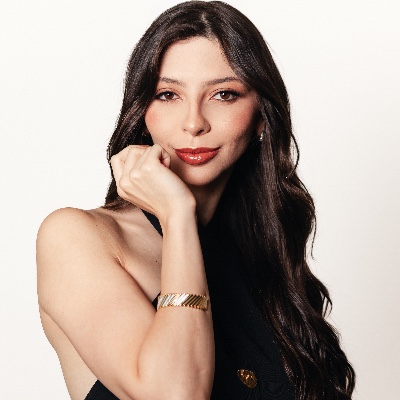 Dra. Sara Mendes